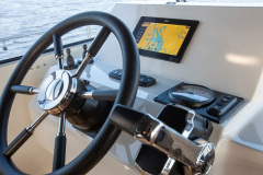 Steuerstand-Motoryacht-Allure-Star-Holland